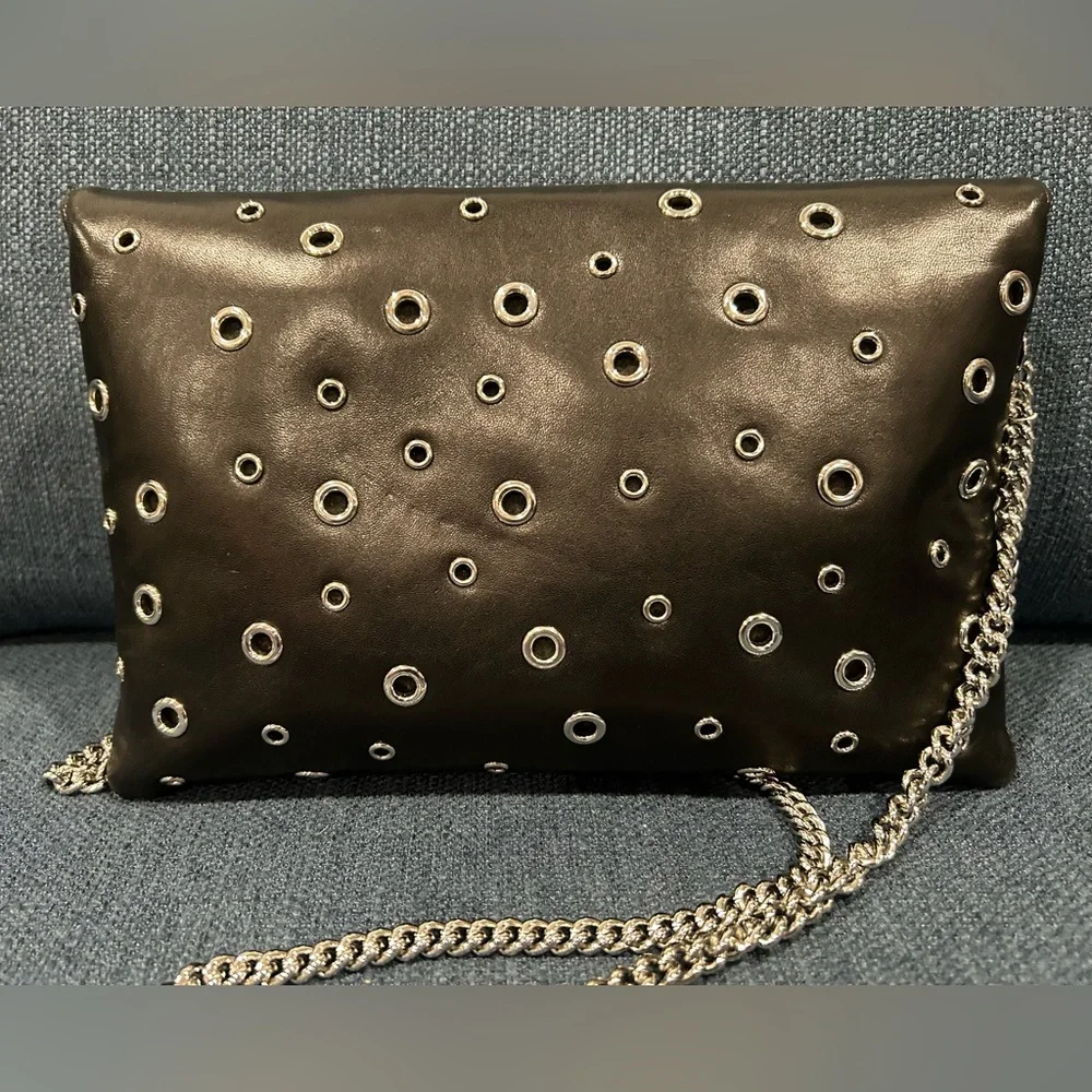 Henri Bendel's black/ silver grommet purse NWOT - Picture 2 of 10